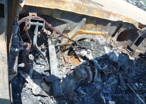 1998 Chevrolet Express from USA, damaged, VIN 1GAGG29R6W1084991